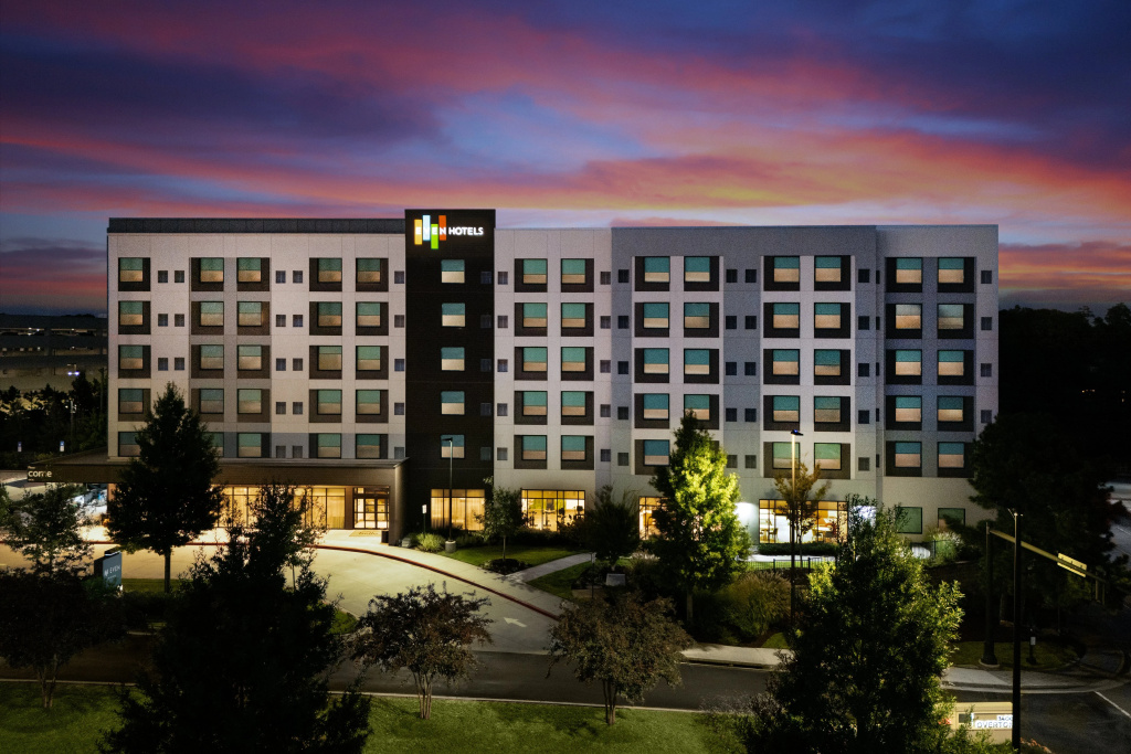 photo 1 of EVEN Hotel Atlanta - Ballpark Area by IHG