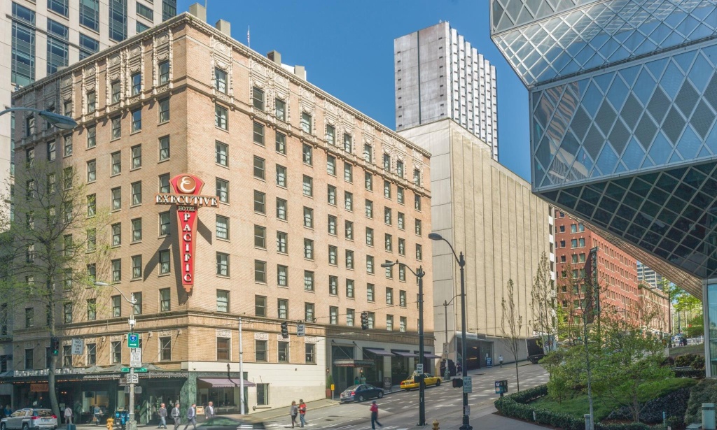 photo 1 of Executive Hotel Pacific