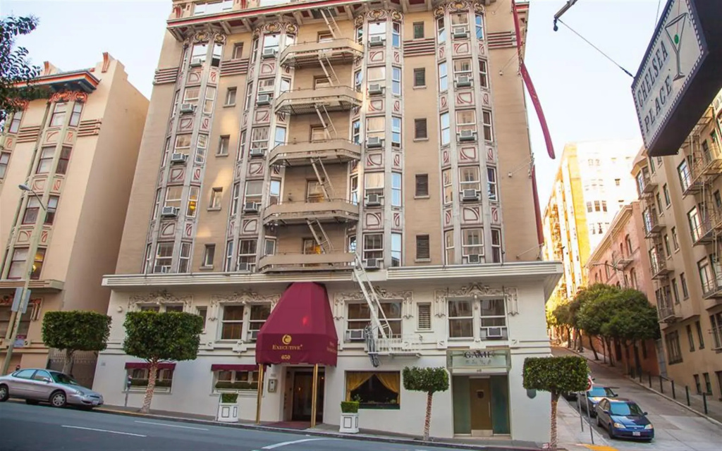 photo 1 of Executive Hotel Vintage Court
