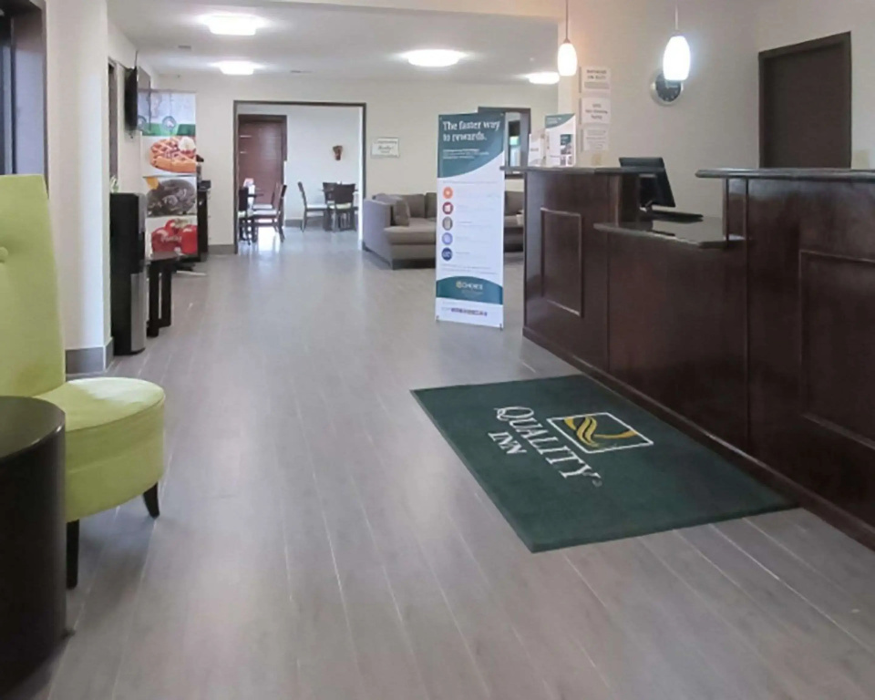 photo 1 of Quality Inn Farmington