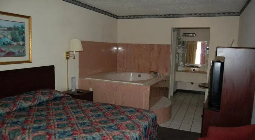 photo 1 of Extend A Suites Baton Rouge