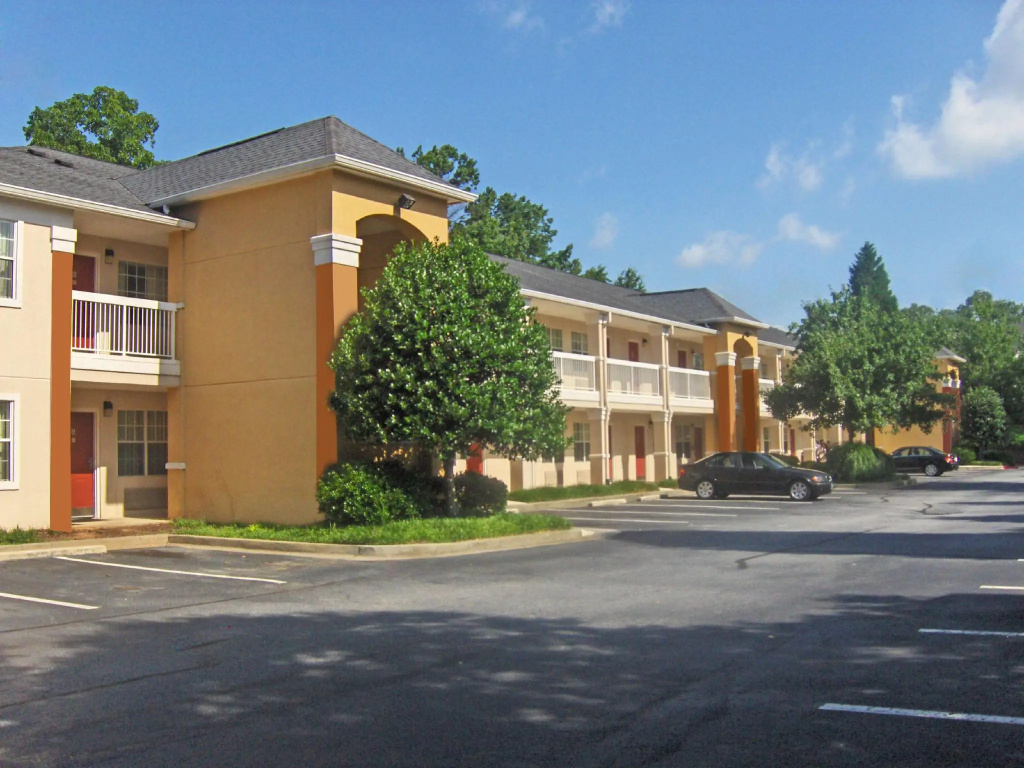 photo 1 of Extended Stay America Select Suites Atlanta Cumberland Mall