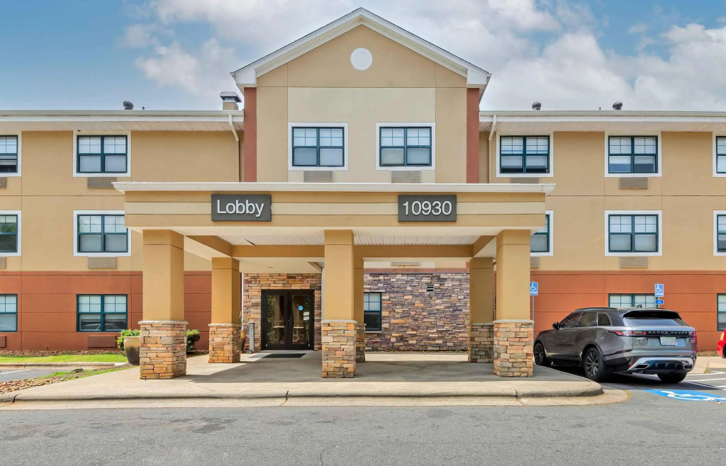 photo 1 of Extended Stay America Suites Charlotte Pineville Park Rd