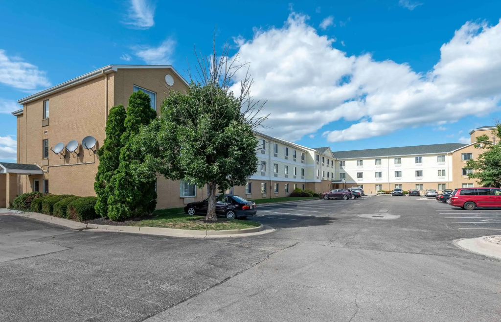 photo 1 of Extended Stay America Suites Cincinnati Blue Ash Kenwood Rd