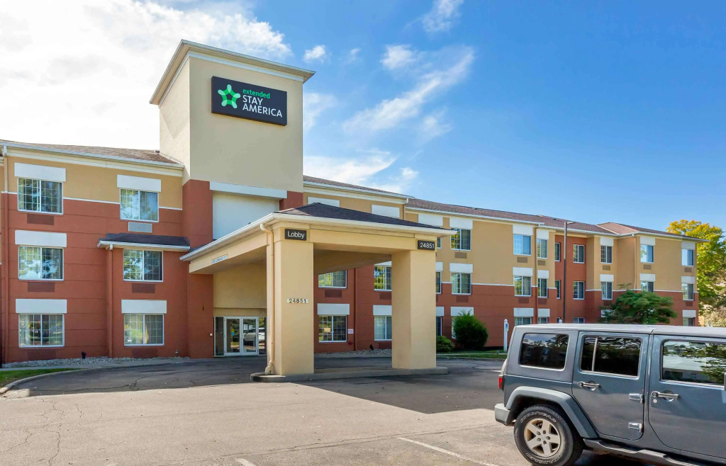 photo 1 of Extended Stay America Suites Cleveland Airport North Olmsted