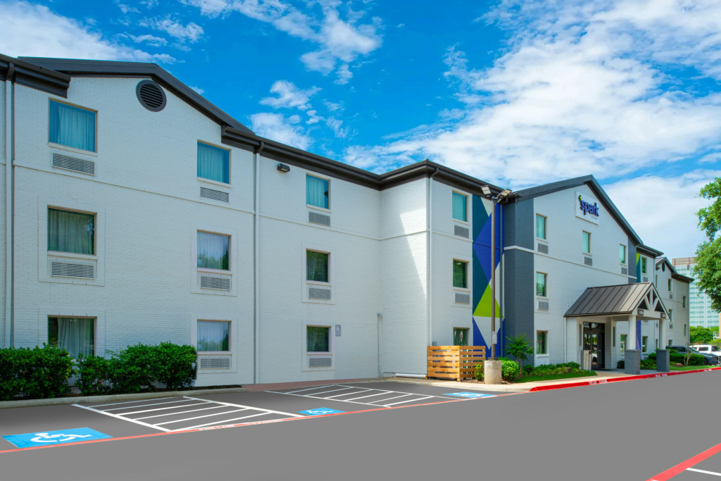 photo 1 of Spark by Hilton Dallas Medical District Love Field