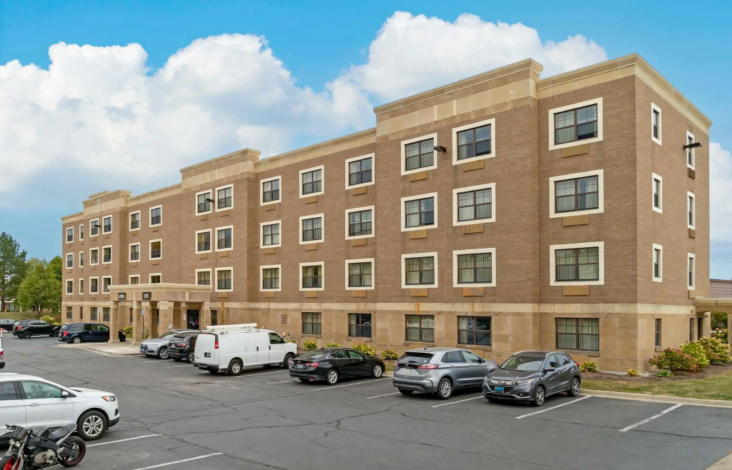 photo 1 of Extended Stay America Suites Detroit Dearborn