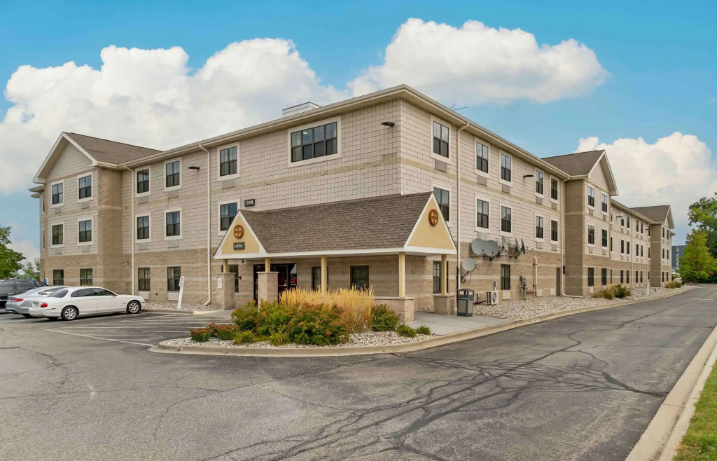 photo 1 of Extended Stay America Suites Detroit Madison Heights