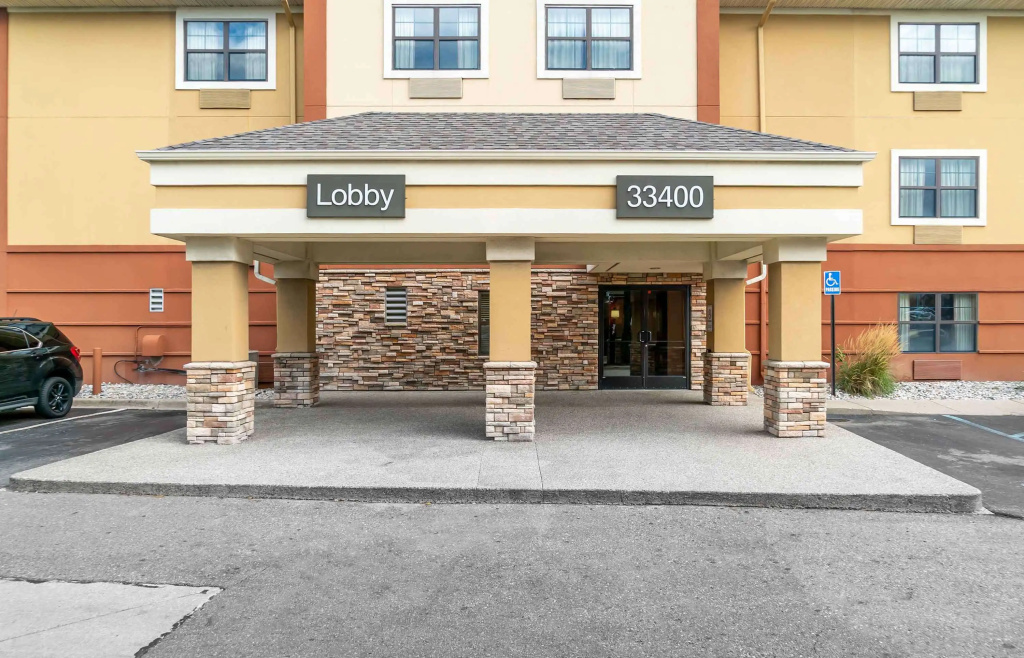 photo 1 of Extended Stay America Select Suites Detroit Sterling Heights