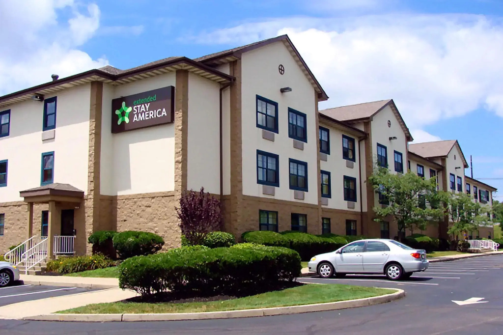 photo 1 of Extended Stay America Suites Edison Raritan Center