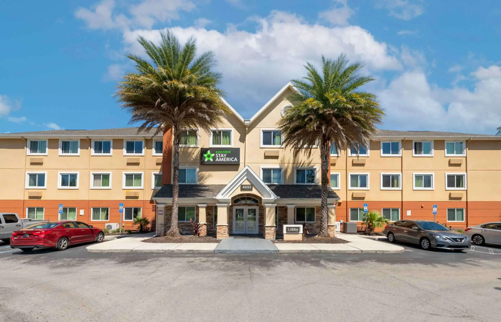 photo 1 of Southpoint Suites Jacksonville