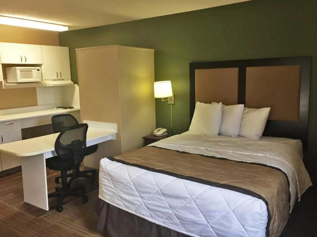 photo 1 of Studio 6 Corporate Extended Stay Rochester Henrietta NY