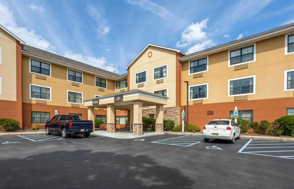 photo 1 of Extended Stay America Suites Somerset Franklin