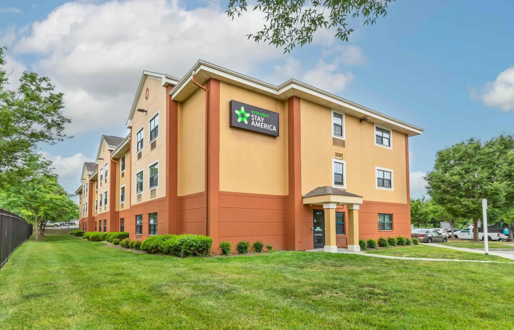 photo 1 of Extended Stay America Suites Baltimore BWI Airport Aero Dr