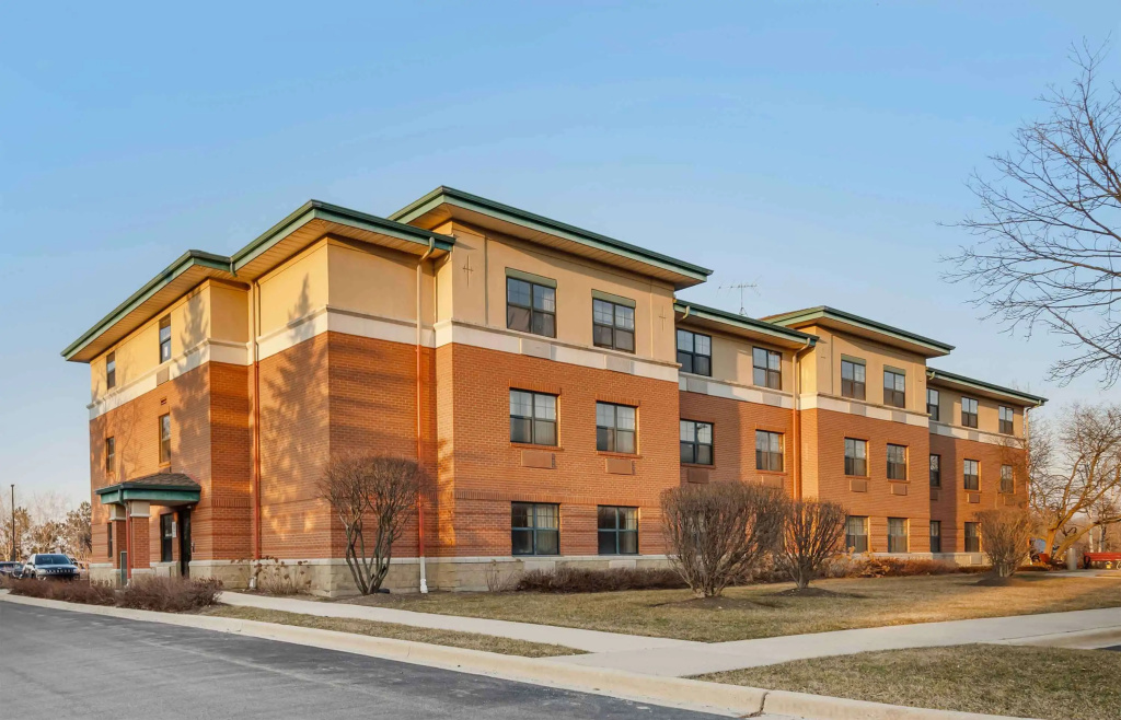 photo 1 of Extended Stay America Suites - Chicago - Vernon Hills - Lake Forest