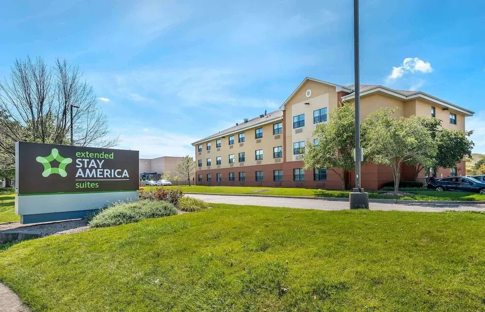 photo 1 of Extended Stay America Chicago Buffalo Grove Deerfield
