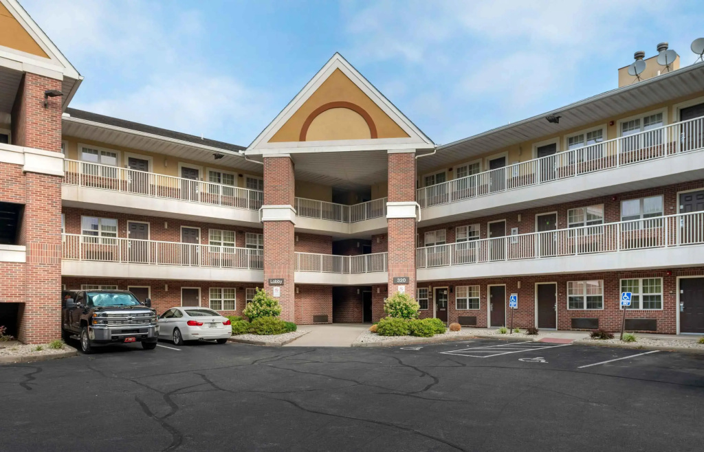 photo 1 of Extended Stay America Suites Cincinnati Springdale I275