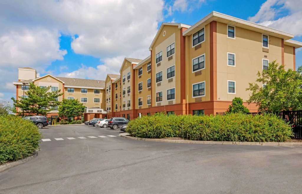 photo 1 of Extended Stay America Suites Elizabeth Newark Airport