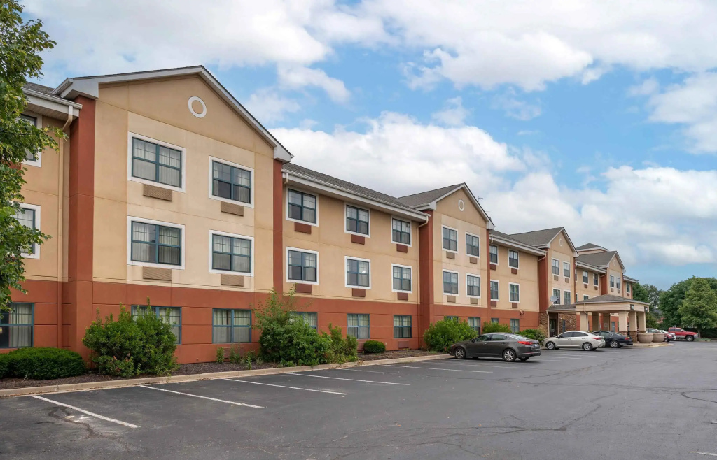 photo 1 of Extended Stay America Suites Indianapolis Castleton