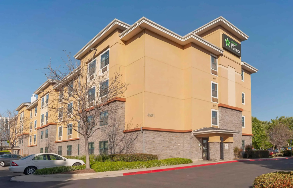 photo 1 of Extended Stay America Suites Orange County John Wayne Airprt