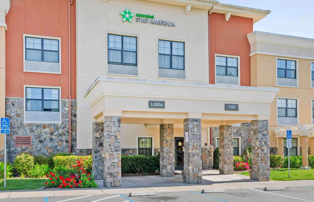 photo 1 of Extended Stay America Suites Santa Rosa North