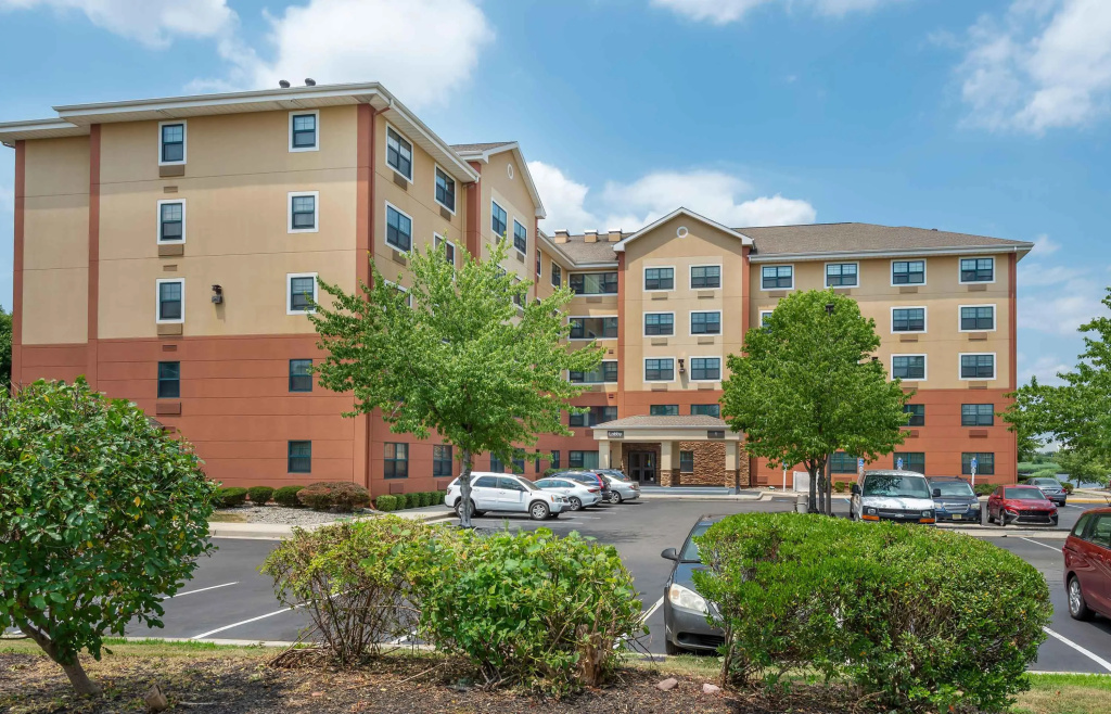 photo 1 of Extended Stay America Suites Secaucus Meadowlands