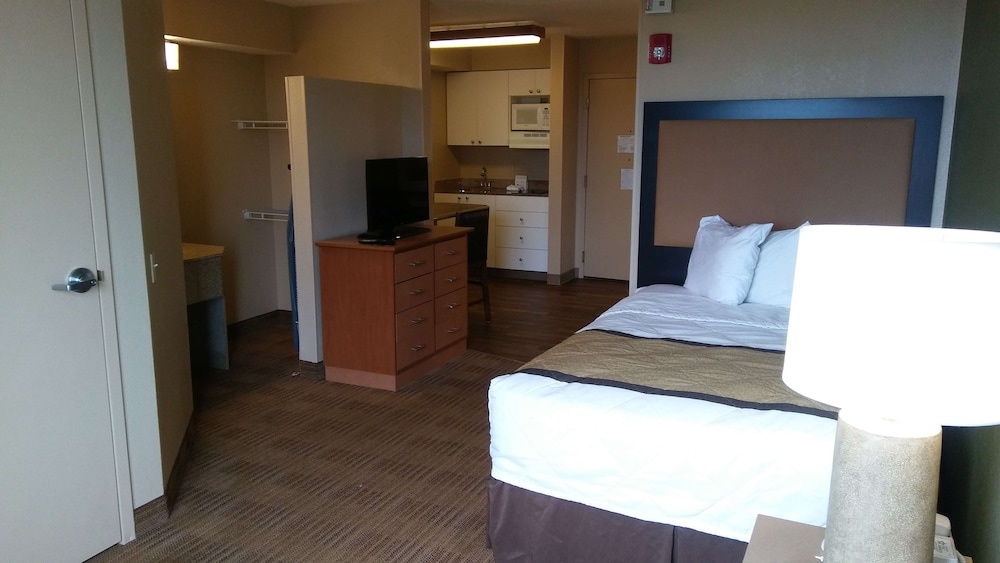photo 1 of Extended Stay America Denver Aurora North