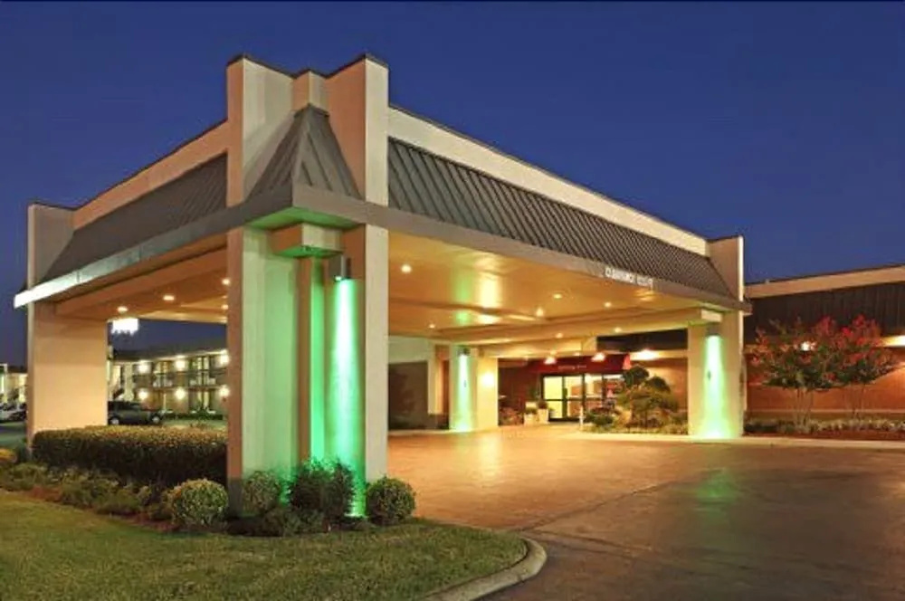 photo 1 of Haven Hotel