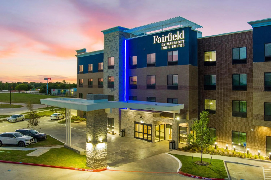 photo 1 of Fairfield Inn & Suites by Marriott Corinth South Denton Area