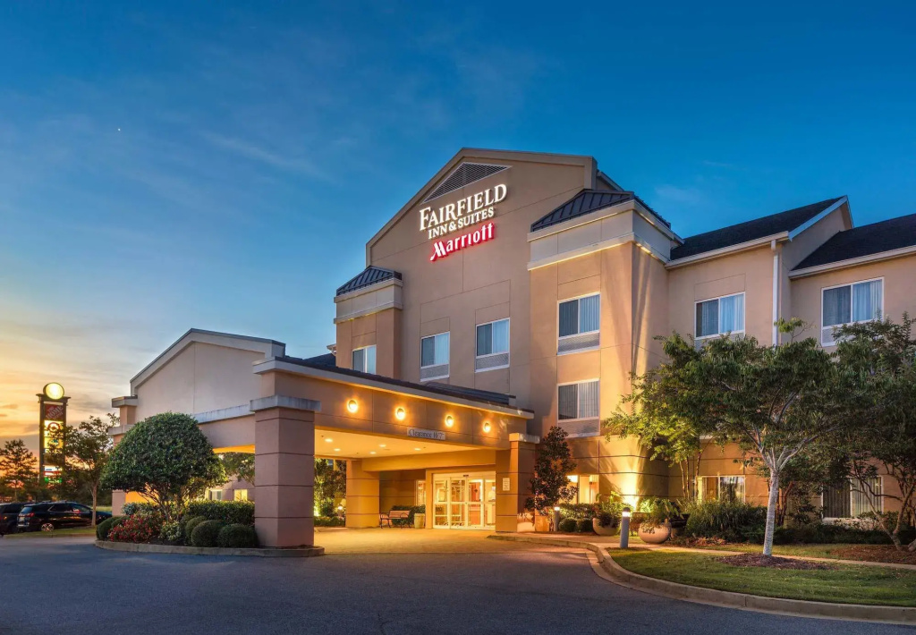 photo 1 of Fairfield Inn & Suites by Marriott Auburn Opelika