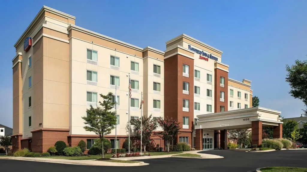 photo 1 of Fairfield Inn & Suites Baltimore BWI Airport