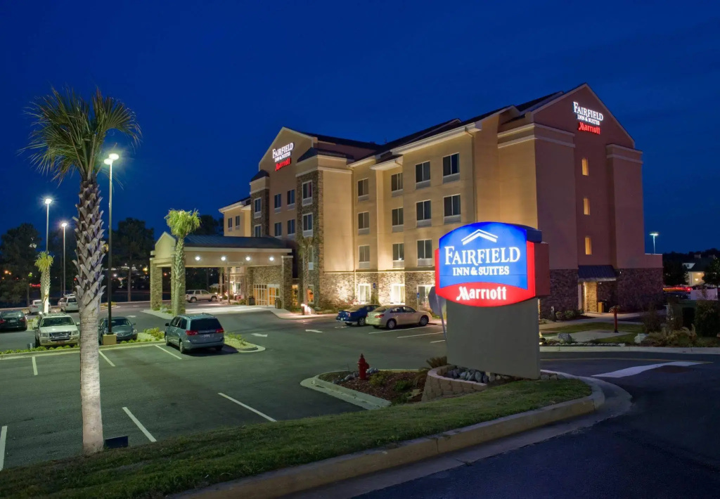 photo 1 of Fairfield Inn & Suites by Marriott Commerce