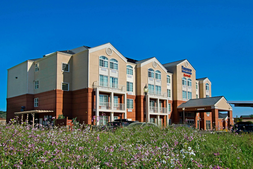 photo 1 of Fairfield Inn & Suites by Marriott Fairfield Napa Valley