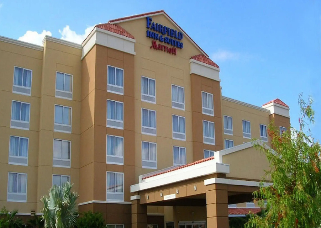 photo 1 of Fairfield Inn & Suites by Marriott Jacksonville Butler Blvd