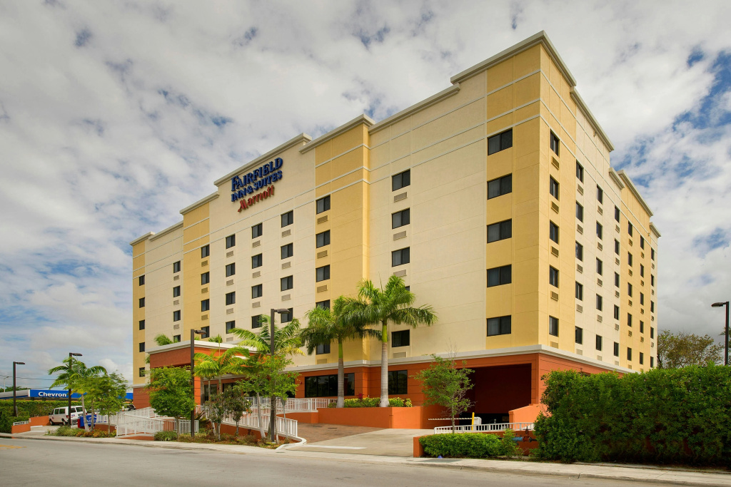 photo 1 of Fairfield Inn & Suites by Marriott Miami Airport South