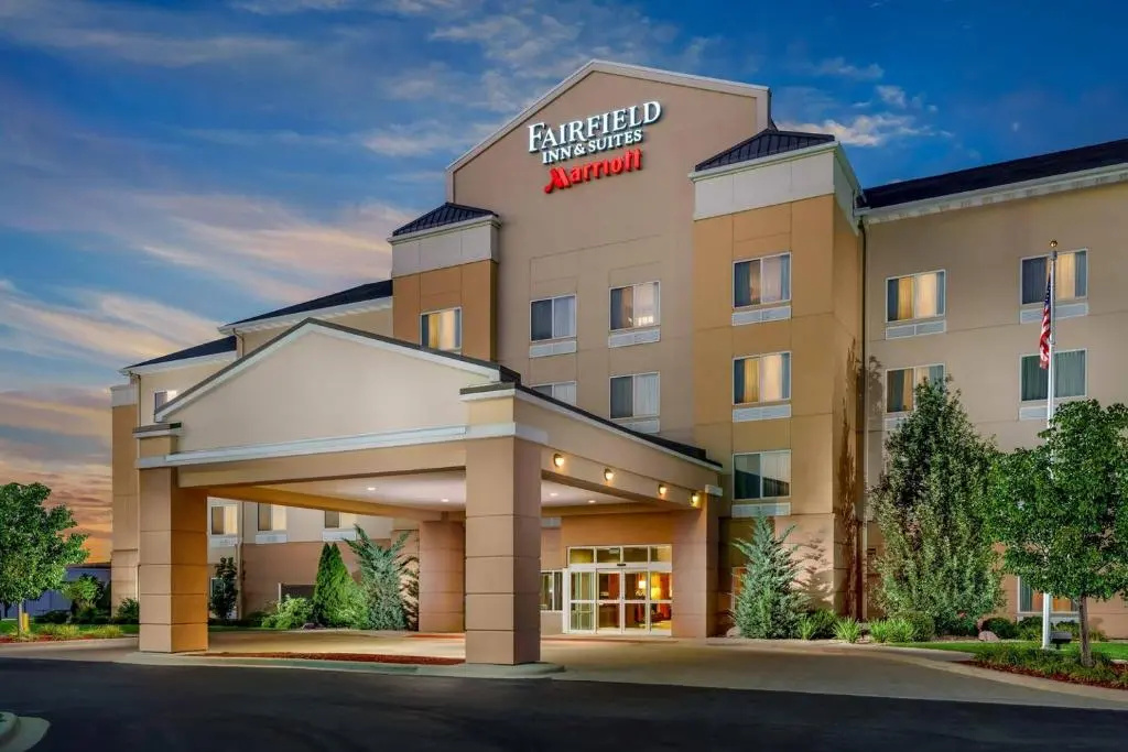 photo 1 of Fairfield Inn & Suites by Marriott Peoria East