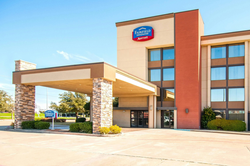 photo 1 of Fairfield Inn & Suites Dallas DFW Airport South/Irving