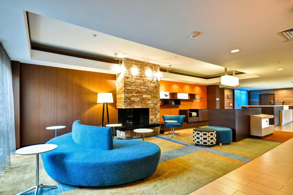 photo 1 of Fairfield Inn & Suites Dallas Medical/Market Center