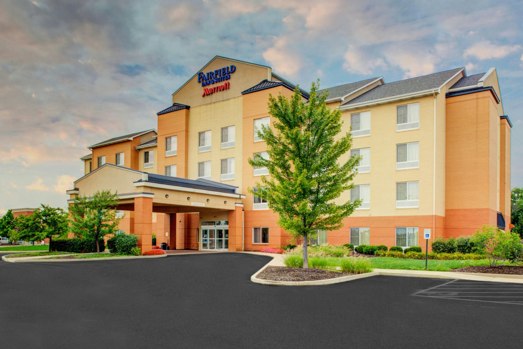 photo 1 of Fairfield Inn & Suites Indianapolis Avon