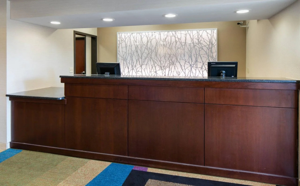 photo 1 of Fairfield Inn By Marriott Kansas City Airport