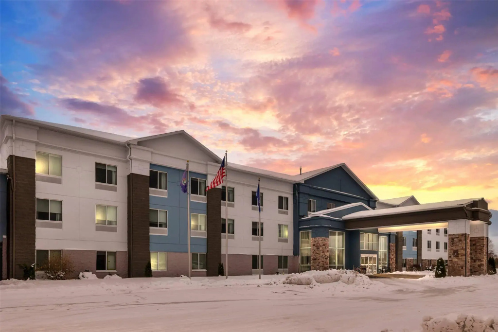 photo 1 of Comfort Inn & Suites