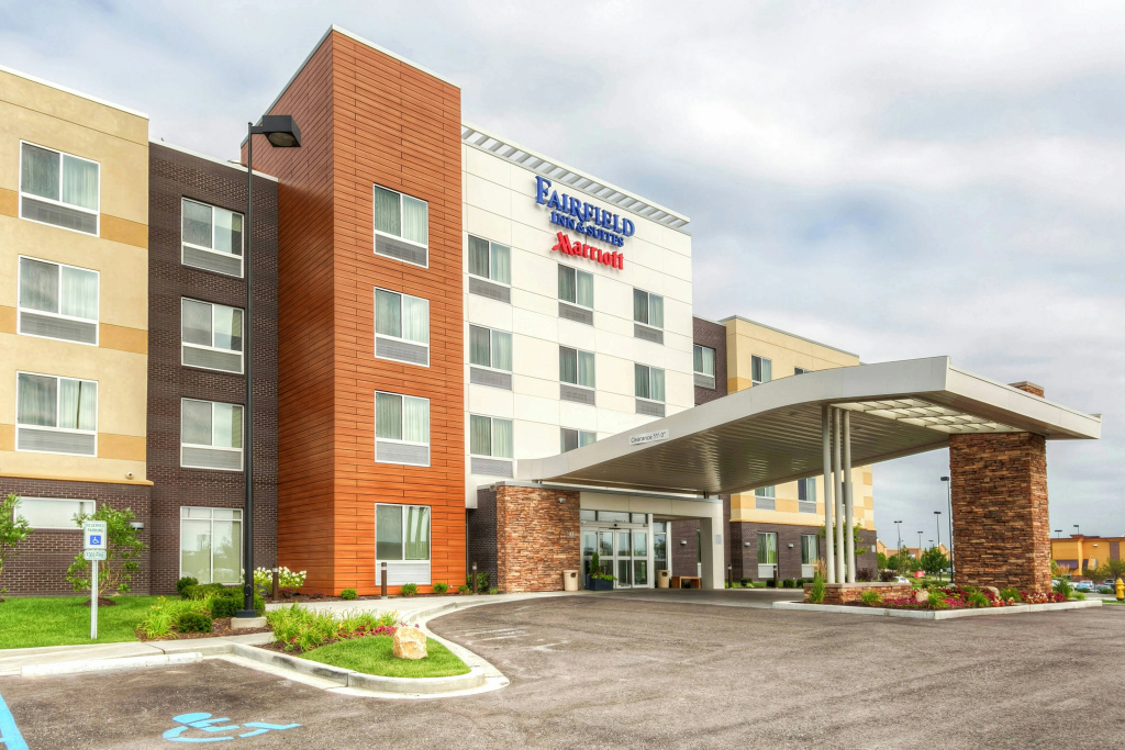 photo 1 of Fairfield Inn & Suites Wentzville