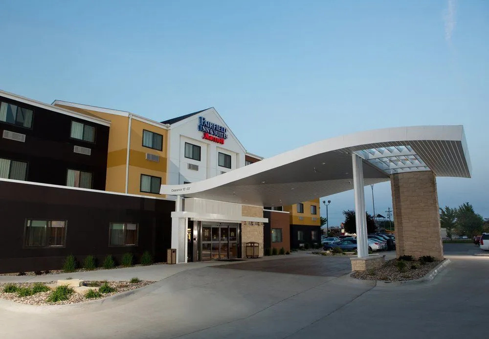 photo 1 of Fairfield Inn & Suites Burlington