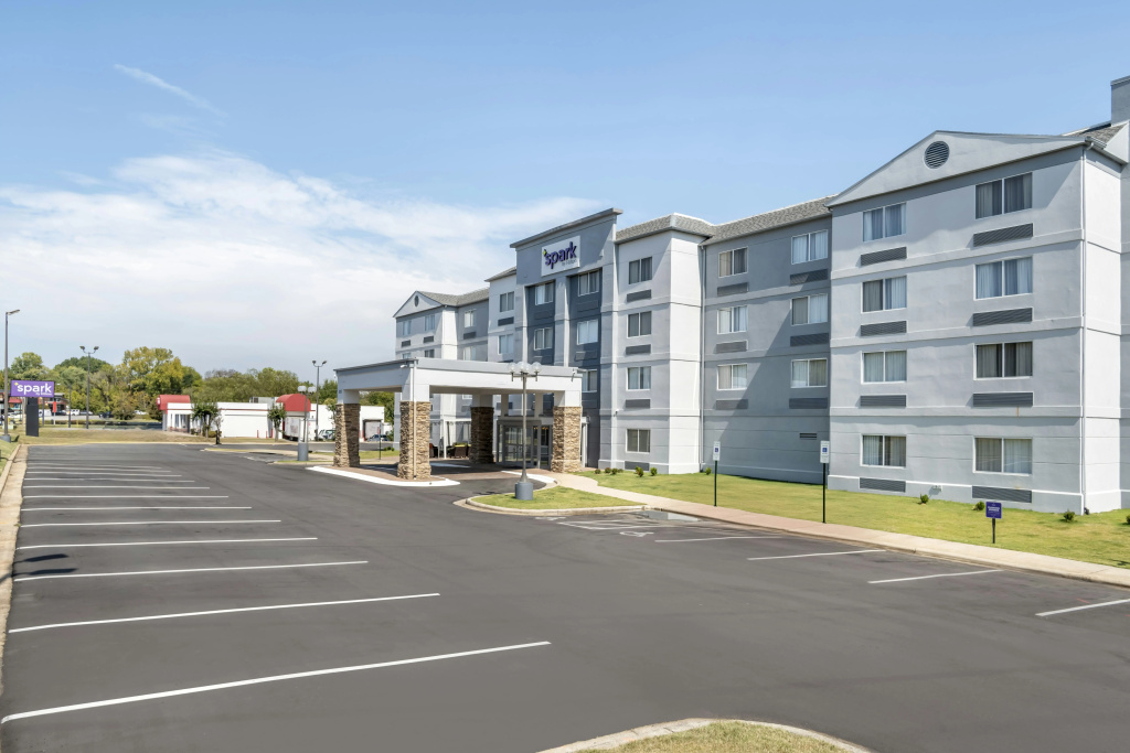 photo 1 of Spark by Hilton Kannapolis