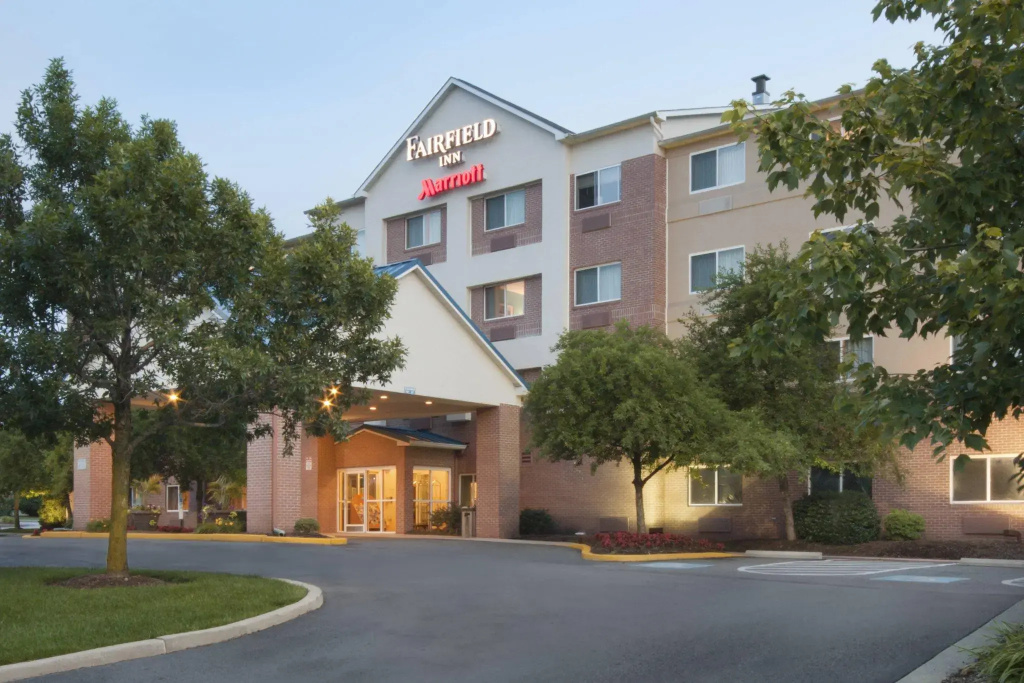 photo 1 of Fairfield Inn by Marriott Philadelphia Airport