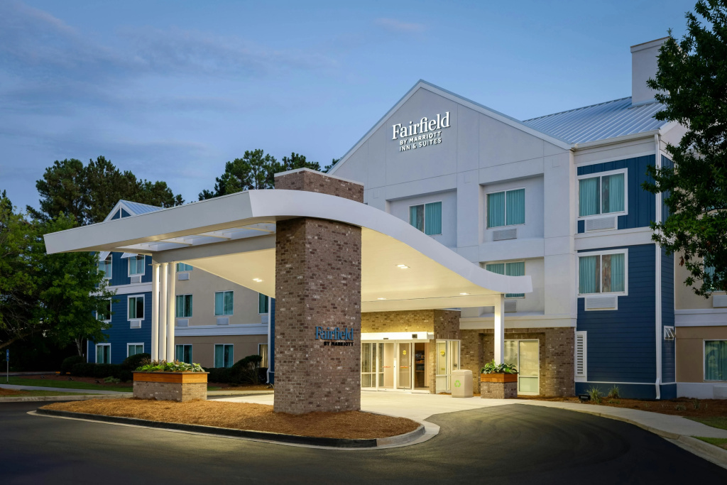 photo 1 of Fairfield Inn By Marriott Savannah Airport