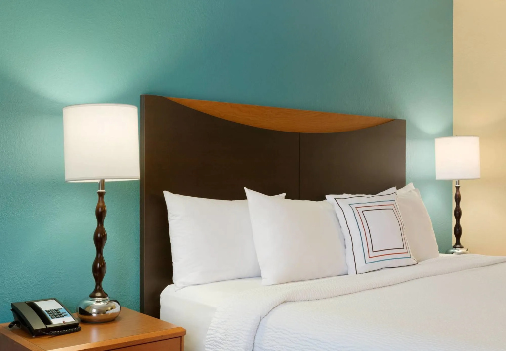 photo 1 of Fairfield Inn & Suites Minneapolis St. Paul / Roseville