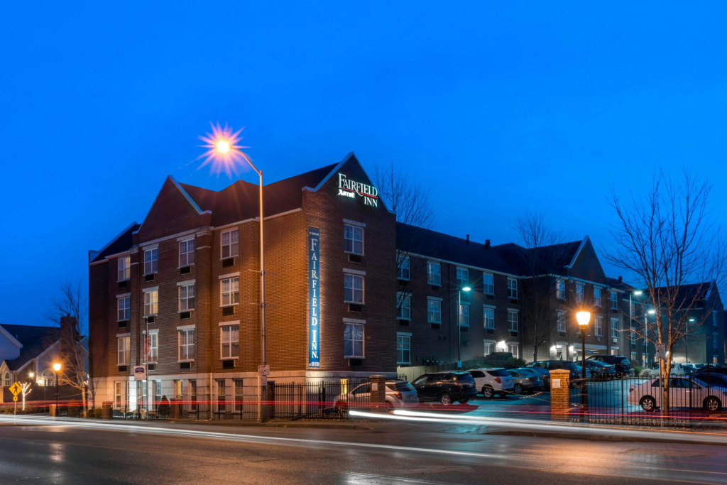 photo 1 of Fairfield Inn Kansas City Downtown/Union Hill by Marriott