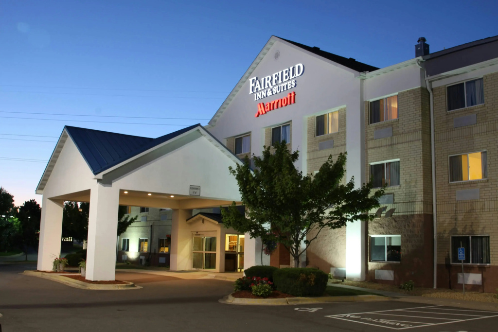 photo 1 of Fairfield Inn & Suites by Marriott Minneapolis Eden Prairie