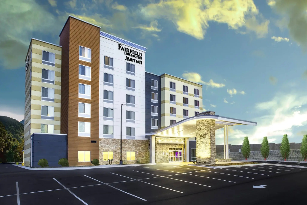 photo 1 of Fairfield Inn & Suites by Marriott Asheville Tunnel Road